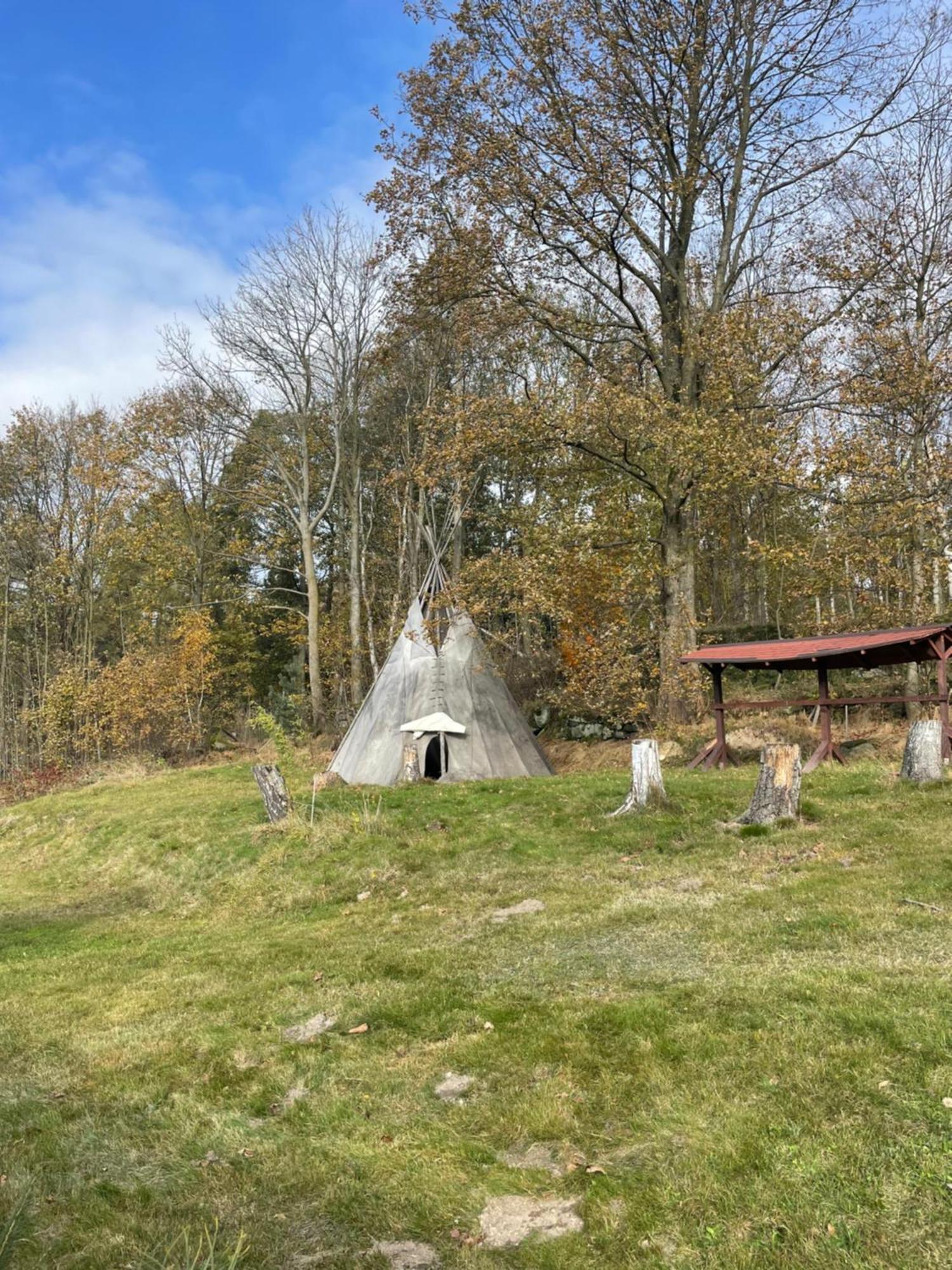 Hotel Fox House Tisa / Rajec Zewnętrze zdjęcie